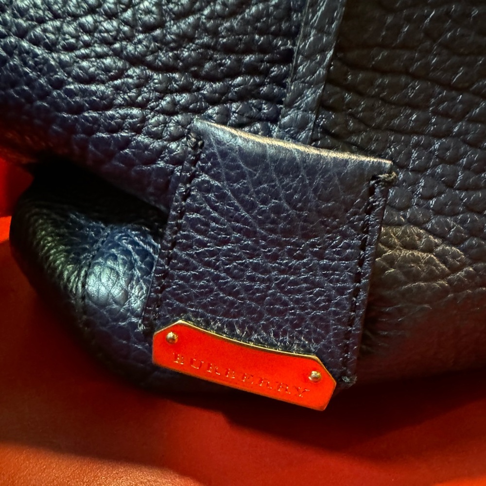 Burberry Orchard leather handbag - Picture 4 of 9